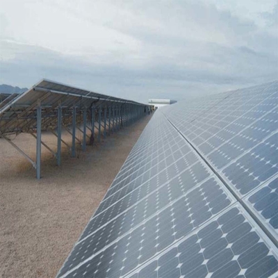 Brackets de montaje de paneles solares de acero galvanizado Opción ideal para paneles en tierra