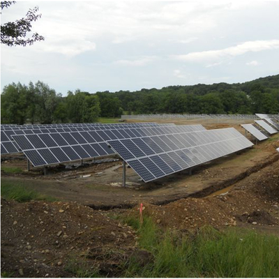 Brackets de montaje de paneles solares de acero galvanizado Opción ideal para paneles en tierra