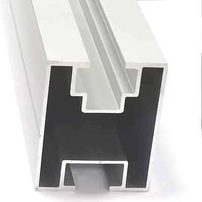 Rejillo de montaje de paneles solares de vía corta para carga de nieve de 1,4 KN/m2 y módulo aplicable